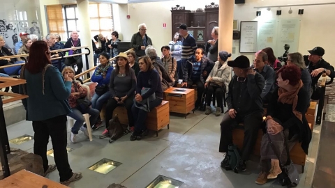 טיולים מזמרים